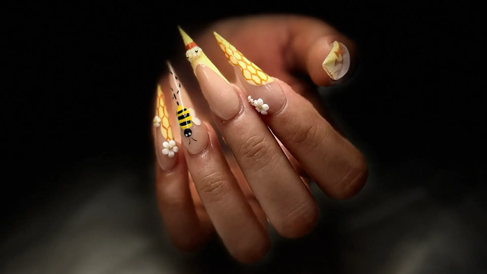 Spa Pedicure vs Regular Pedicure: What's the Difference?