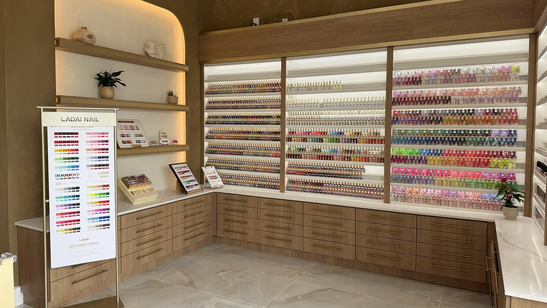 Best Nail Salon Near Me in Copperfield, Houston: How to Choose the Right Nail Place